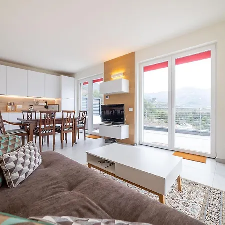 Lucedimare - Designwohnung & Meerblick In * Alassio